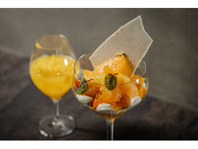 完全会員制パフェバー「Remake easy」より、人気パフェがリバイバル。愛媛県産「宝紅まどんな」やゆず、日本酒「作」の新酒を重ねた1月限定パフェ『和柑橘とゆずと新酒のバヴァロワパフェ』を提供！