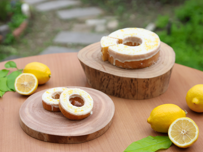KingFarmCafe、夏限定『フローズンバウム 瀬戸内レモン』を販売。冷凍で楽しむ、新しいバウムクーヘンを提案