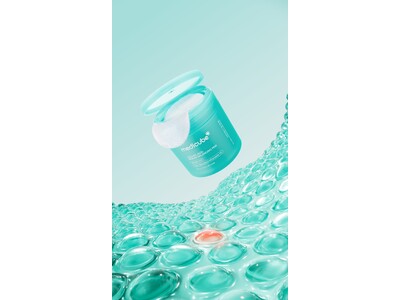 【medicube （メディキューブ）】拭き取るだけの1ステップで、テカリ・汚れをすっきりオフ！すこやかでクリアな肌印象へ導く「アゼライン酸*¹セバムバランシングパッド」が10月1日（木）より新発売