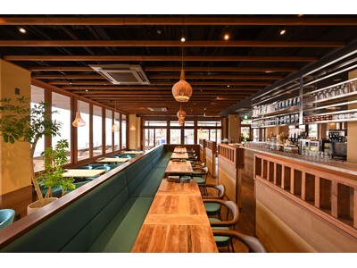湘南の海と江ノ島をながめる足湯が「Oriental cafe Ninai」にOPEN！