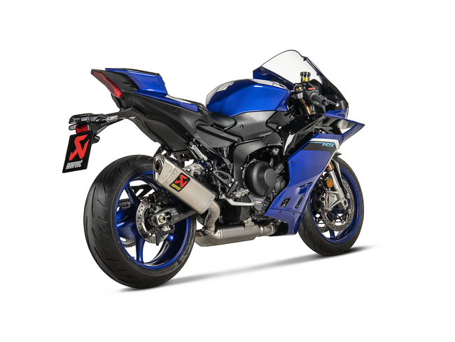 【AKRAPOVIC】YAMAHA YZF-R9　2025-26年モデル用JMCA政府認証マフラーの販売開始！