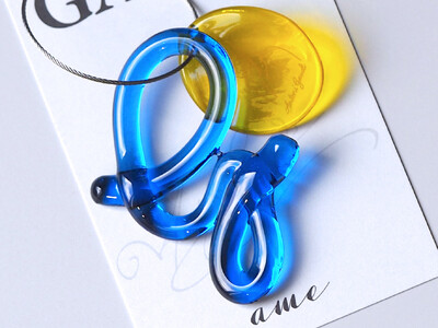 【展覧会限定】リサイクルプラスチックの美しさを追求するブランド『ame』×「ガウディ没後100年公式事業 NAKED meets ガウディ展」