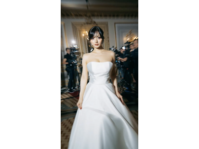 フォーシス アンド カンパニー、再びパリコレのランウェイへ――新作ドレスコレクションを発表