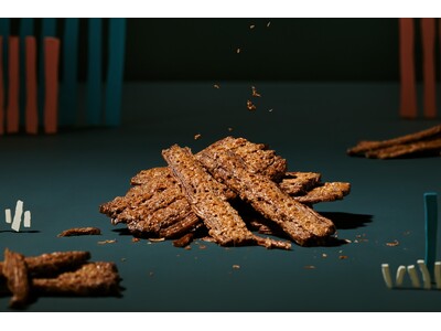 【新商品】北海道発・冬季限定スイーツ「ＳＮＯＷＳ」　冬の森の響きをパイに込めて。代表商品「スノーサンド」から新発想、キャラメルチョコレートクッキーパイ「とんとんぱらぱら」