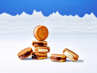 北海道発・冬季限定スイーツ「SNOWS」2月4日(水)～雪と氷の祭典『2026さっぽろ雪まつり』大通会場に出店。代表商品の「スノーサンド」期間限定缶やミルクバター飴「雪ひとつ」を販売