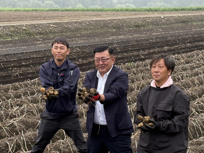 今年も収穫の季節が到来！一大産地・北海道十勝で「じゃがいも収穫式2026」を開催