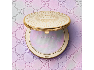 【GUCCI】グッチ ビューティより、肌を自然にトーンアップし、明るく輝くような肌印象へ導く新フェイスパウダーが登場