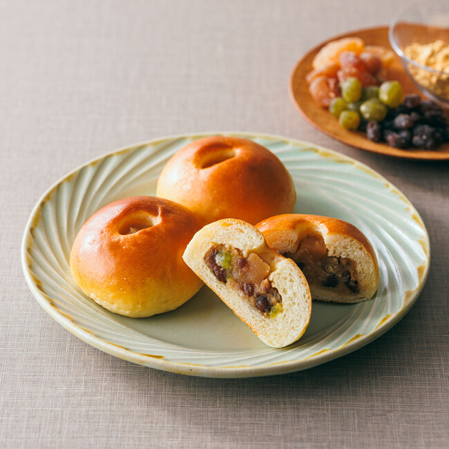【木村屋總本店】＜新商品＞夏限定あんぱん、4種の豆と塩きなこ餡を使用「酒種 豆づくし(塩きなこ)」登場！みずみずしい食感「甘夏デニッシュ」など4種類を7月1日から直営店にて発売