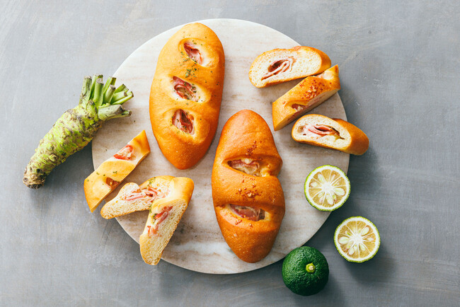 【木村屋總本店】＜新商品＞ピリッと香る！「わさびマヨベーコンスティック」「柚子胡椒マヨベーコンスティック」など3種類を駅ナカ限定で10月1日に発売