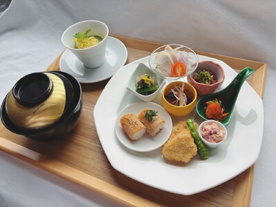 【岐阜グランドホテル】Ｚ-１グランプリでグランプリ受賞「信長雑煮」をメニューに取り入れた産学連携特別企画...