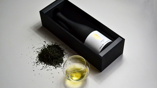 ボトリングティーブランド『IBUKI bottled tea』から、2025年の採れたて新茶のみを使用した数量限定の商品の予約受付開始。
