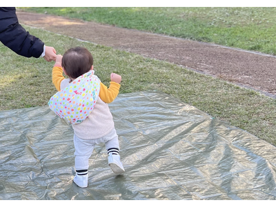 たくさんのお子様が笑顔をみせた牧場まつりイベント 「フォローアップミルク つよいこ約1kgを背負って体験」