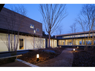 �y���z�����̎��A�a��10�����m�ہB�h������̈�Ì^�V���[�g�X�e�C���J�n�B��ÓI�P�A���҂̉Ƒ��ɁA�悤�₭�w��ӂ���������I�����x�B