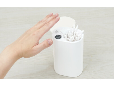ニョロニョロ～っとただ綿棒を取り出しやすくするためだけの電動綿棒ケース『綿棒おしあげくん』を発売