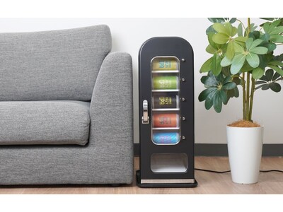 ポチっと押せばガコンと冷えたドリンクが出てくる、