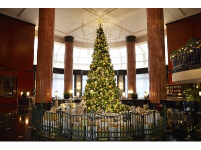 【ウェスティンホテル東京】高さ5ｍのクリスマスデコレーションをはじめ全館でホリデーシーズンのお祝いを - クリスマスケーキや、チャリティーイベント、クリスマスディナー、カクテル、スパメニューなど