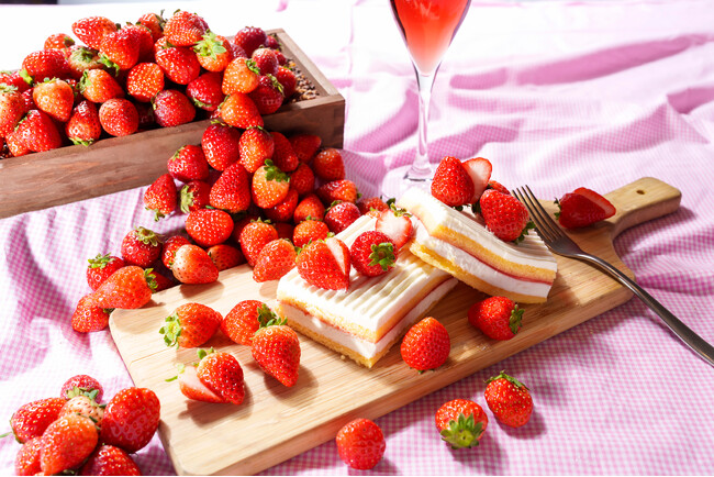 【アロフト東京銀座】甘酸っぱい旬を自由に楽しむ『いちごの収穫祭』 第2弾がスタート！フレッシュいちご食べ放題 × わがままショートケーキ