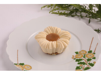 【ザ・リッツ・カールトン東京】世界最高峰のパティシエ ニナ・メタイエ氏によるパティスリー「ニナ ザ・リッツ・カールトン東京」の日本限定メニューや店内ペストリー、焼き菓子を紹介