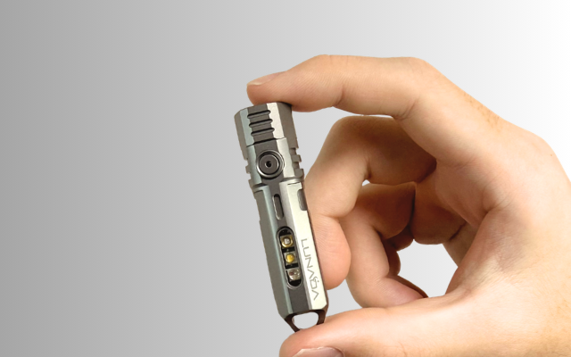 高純度TA2チタン採用の超小型LEDライト『LUNADA T2』をMakuakeにて先行販売開始
