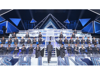 �wPRODUCE 101 JAPAN �V���E�x #5��1�񏇈ʔ��\�����ʕ񍐎��̃X�e�[�W�ɐi�o����50�l������I���I�t�B�V�������|�[�g��