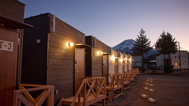 富士・河口湖エリアにトレーラーハウスホテル「Solana Smart INN富士河口湖」12月20日（土）グランドオープン