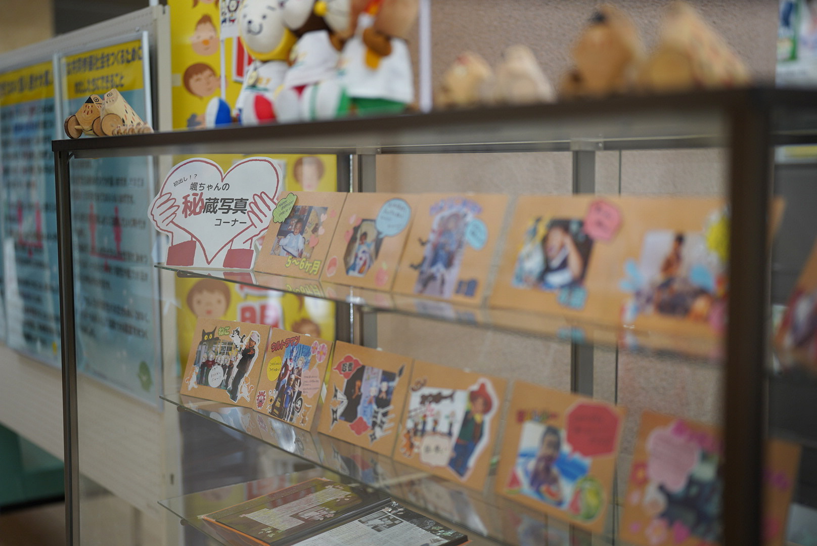 【宮崎県国富町】演歌歌手二見颯一さんの関連グッズ展示で聖地巡礼スポットに