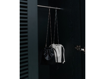 ライフスタイルファッションブランドCOLONY 2139とインスタグラマーSAKINA YAMAMOTOがコラボ商品「minimal」を発売。