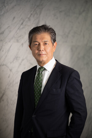 首相を国民が直接選ぶ未来とは!?　実験的政治小説『ポピュリズム』（堂場瞬一・著／集英社刊）発売記念イベントを、札幌＆東京で開催！