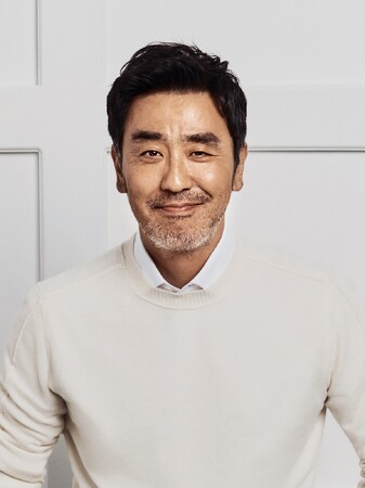 俳優リュ・スンリョン、日本のファンとの交流のため公式ファンサイトをオープン！