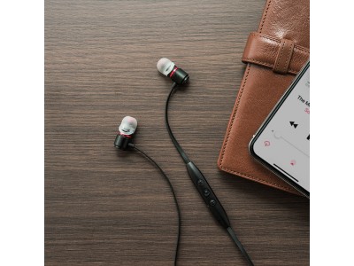 3段階の音質変更が可能なEQ機能を搭載したBluetoothイヤホンを12月27日発売