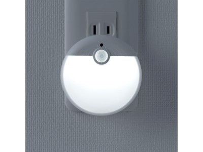 人感センサーで自動点灯&消灯するLEDナイトライトを2月28日発売