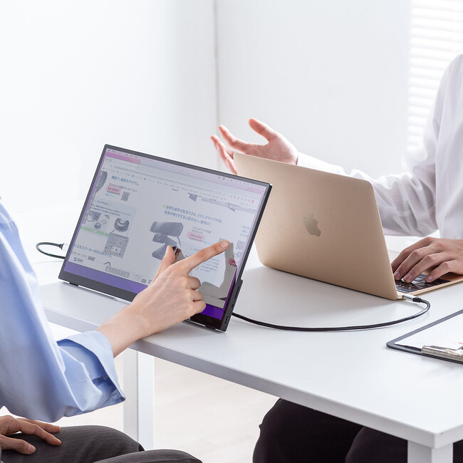 macOSΉI15.6C`TCYŃ^b`ł郂oCj^[922