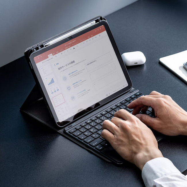 iPad第10世代をPC化！タッチパッド付キーボード発売
