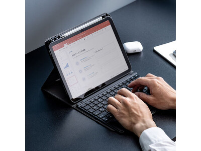 iPad第10世代をPC化！タッチパッド付キーボード発売