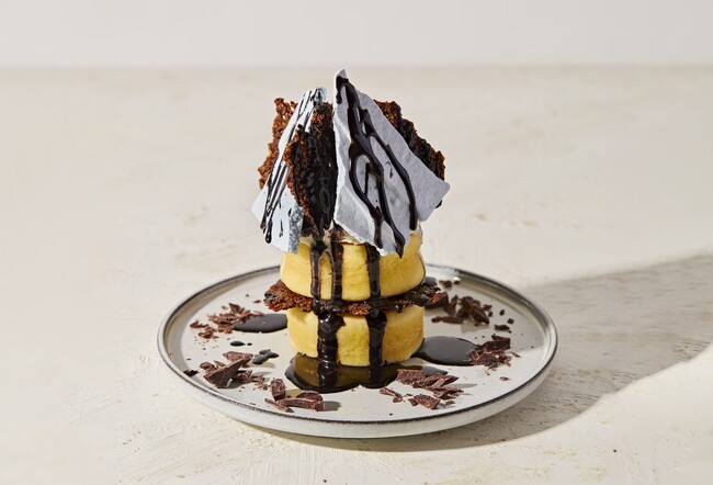 チョコミント好き集まれ！“割らずにいられない” 「CRASH CHOCOMINT Pancakes」新登場！ 