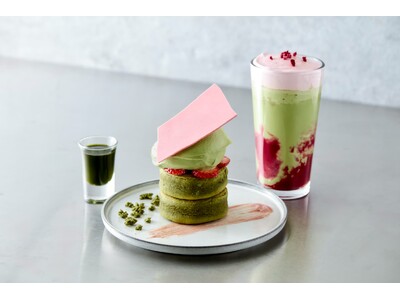 〈Roasted COFFEE LABORATORY〉割って、かけて、味わいの変化を楽しむ、いちご抹茶の...