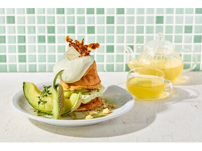 “メロン界の王様”イバラキングを贅沢に使用 「イバラキングと緑茶クリームのスフレパンケーキ」発売