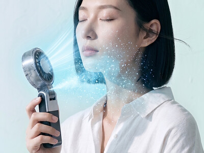 熱風を冷気に。風速6.7m/s×ミスト「ひんやり気化冷却ハンディファン」発売