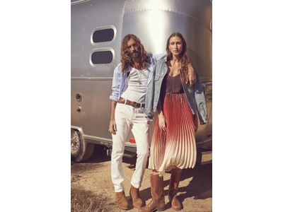 バナナ・リパブリックから華やかさと着心地の良さを兼ね備えたSUMMER 2021 コレクションが発売