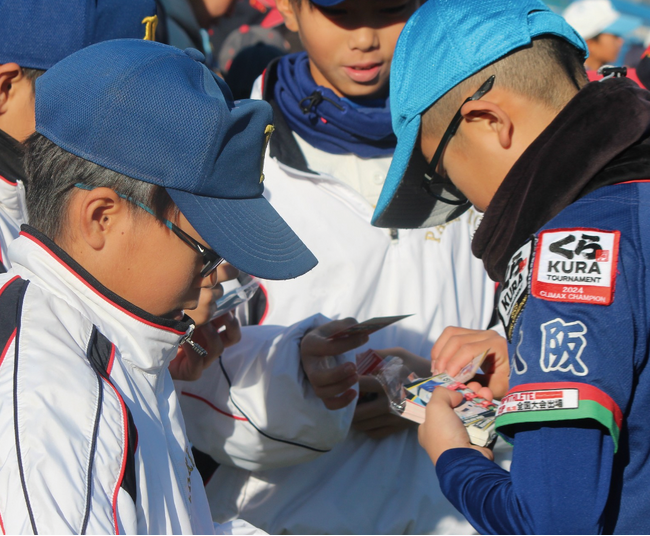 プレスリリース「学童野球の全国大会「ポップアスリートカップ」に今年も協賛チームを超えた"カード交換"が子どもたちの一生の思い出に」のイメージ画像