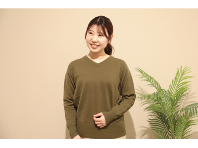 洋服の青山レディースで支持されている『毛玉CLEARニット』　パーソナルカラー診断士監修で「イエベ」「ブルべ」それぞれに合うカラー登場！