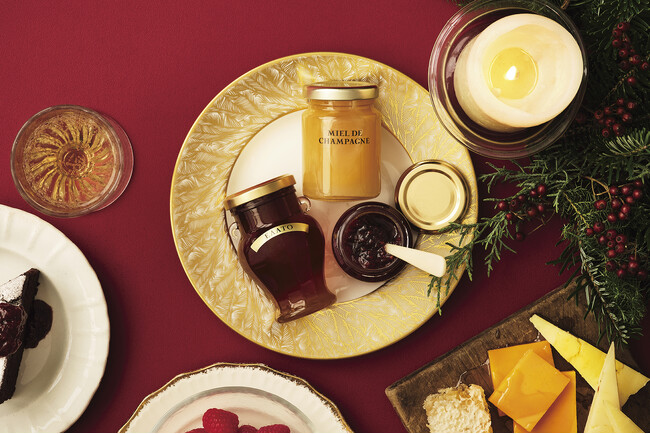 【ラベイユ】世界各国から届くクリスマスシーズン限定はちみつやホッと温まるはちみつチャイが登場！～はちみつで楽しむクリスマス～