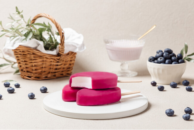 シリーズ累計出荷本数1億本を突破※1約2年半ぶりに登場！購入経験者の約88.3％がまた買いたい※2と回答した「明治ブルガリア フローズンヨーグルトデザート ブルーベリー」9月29日（月）より発売／全国