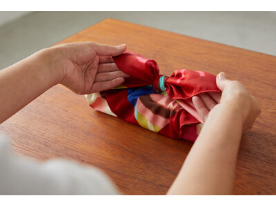 2025.12.26 debut 新年を祝う華やかなギフト2026年の干支「午」をモチーフにした限定ラッピングが登場