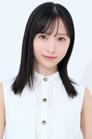 小栗有以(AKB48)、2027年カレンダー発売決定！朝の空気から街歩きまで