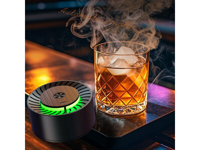 火は使わず"押すだけ燻製"仕事終わりに手軽に薫る、新時代のスモークガジェット！