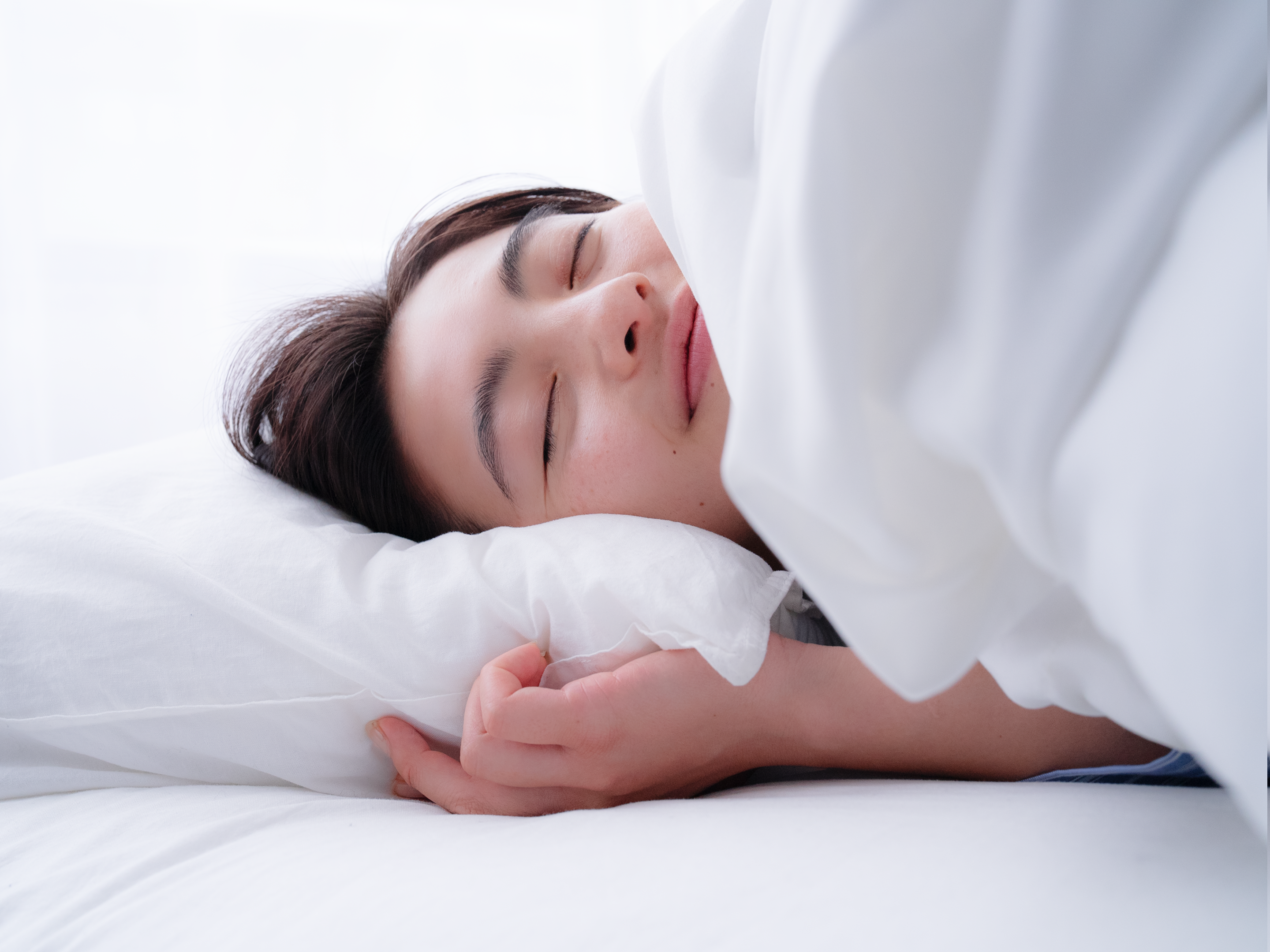 ぐっすり”をどこまでも、どこへでも。海外の電圧にも対応するワンタッチふとん乾燥機FOEHN LITE（フェーンライト）が「Makuake」にて5月3日（土）より先行予約開始