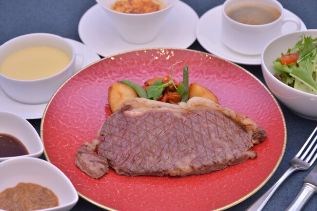 秋の 『国産牛ロースステーキフェア』 開催中