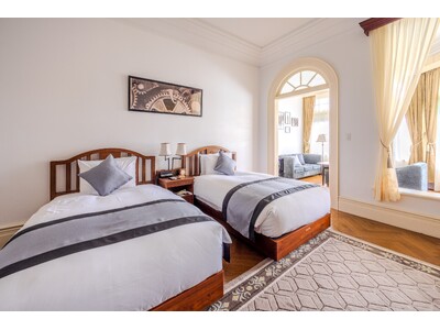 「チャップリンズルーム」特別宿泊プラン販売開始