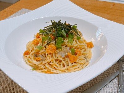 動物性原料不使用で“シャケフレーク”の味と食感を再現　― プラントベースで広がる新しい食の選択肢 ―